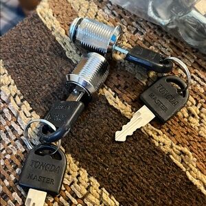 Rv camper trailer door lock and key 5 sets with 2 keys per set